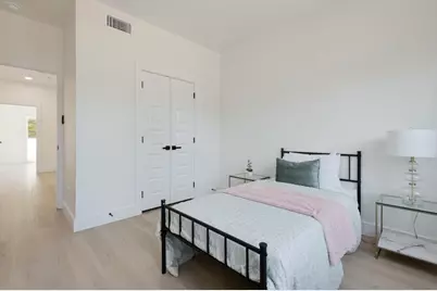 1626 Bannock Avenue, Dallas, TX 75215 - Photo 17