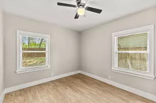 2816 Larry Dr, Garland, TX 75041 - Photo 13