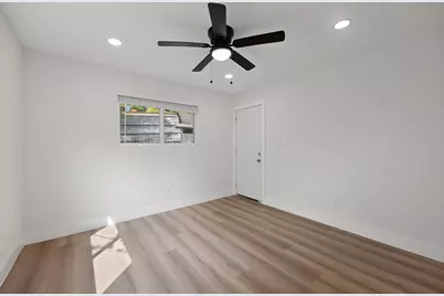 1840 Portland Avenue, Fort Worth, TX 76102 - Photo 9