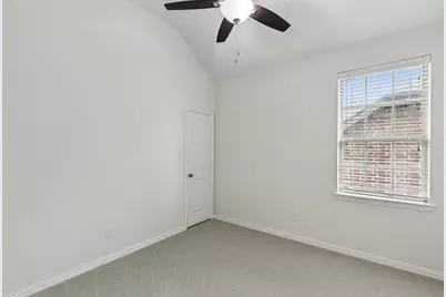 400 Warwick Boulevard, Lewisville, TX 75056 - Photo 13