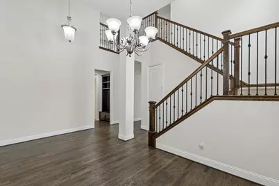 400 Warwick Boulevard, Lewisville, TX 75056 - Photo 5