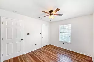 697 Co Rd 166, Whitesboro, TX 76273 - Photo 7