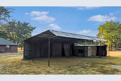 697 County Road 166, Whitesboro, TX 76273 - Photo 25