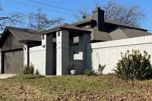 3925 Capricorn Ct, Plano, TX 75023 - Photo 3