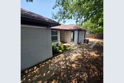 10231 Ridge Oak Street, Dallas, TX 75227 - Photo 3