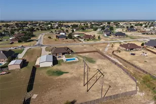123 Cactus Dr, Decatur, TX 76234 - Photo 3