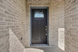 821 S Ayers Ave, Fort Worth, TX 76103 - Photo 3