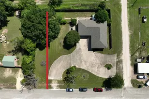 701 N 2nd St, Cranfills Gap, TX 76637 - Photo 19