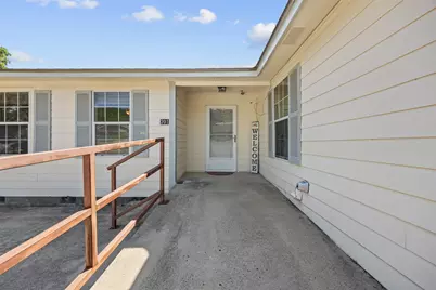 701 N 2nd Street, Cranfills Gap, TX 76637 - Photo 5