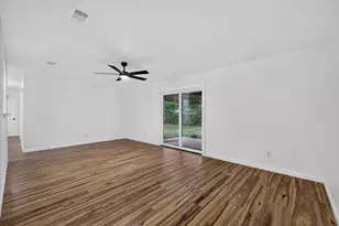 5205 Cloyce Ct, North Richland Hills, TX 76180 - Photo 11