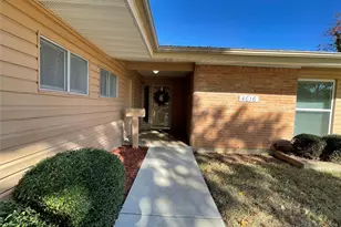 4616 Fawn Dr, Fort Worth, TX 76132 - Photo 3