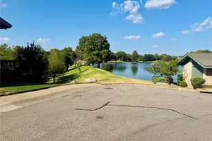 2601 Country Pl, Carrollton, TX 75006 - Photo 29