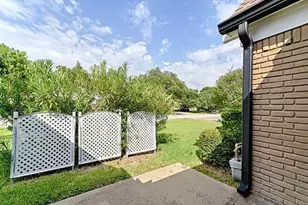 2601 Country Pl, Carrollton, TX 75006 - Photo 25