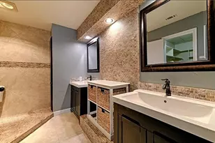 2601 Country Pl, Carrollton, TX 75006 - Photo 11
