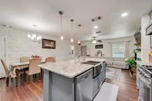 4024 Calmont Ave, Fort Worth, TX 76107 - Photo 3