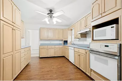 608 W Cheryl Avenue, Hurst, TX 76053 - Photo 11