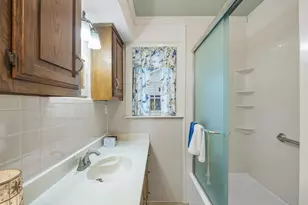 204 W 7th St, Irving, TX 75060 - Photo 29