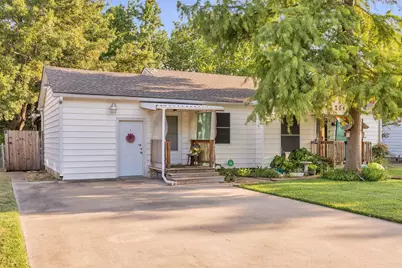 204 W 7th Street, Irving, TX 75060 - Photo 3