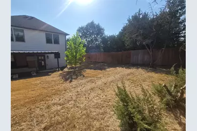 5817 Stonegate Circle, Granbury, TX 76048 - Photo 7