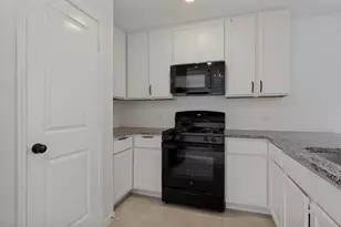 11855 Gabbro Dr, Justin, TX 76247 - Photo 9