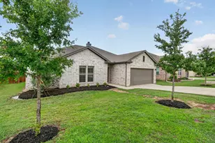 430 Wilkerson Ln, Justin, TX 76247 - Photo 3