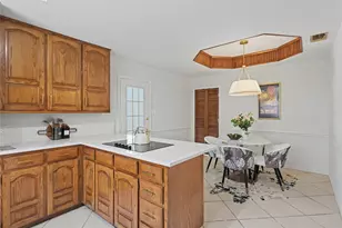 4504 Lake Park Dr, Arlington, TX 76016 - Photo 11