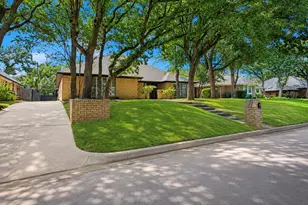 4504 Lake Park Dr, Arlington, TX 76016 - Photo 3