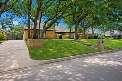 4504 Lake Park Drive, Arlington, TX 76016 - Photo 3