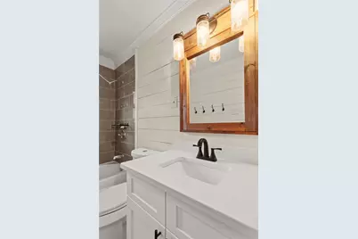 729 Thersa Drive, River Oaks, TX 76114 - Photo 15