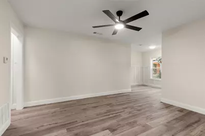 729 Thersa Drive, River Oaks, TX 76114 - Photo 3