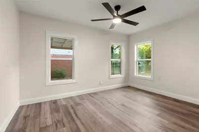 729 Thersa Drive, River Oaks, TX 76114 - Photo 21