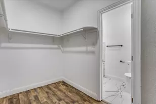 2726 Carpenter Ave, Dallas, TX 75215 - Photo 13
