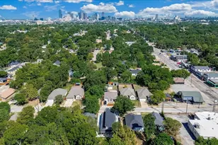 2726 Carpenter Ave, Dallas, TX 75215 - Photo 19