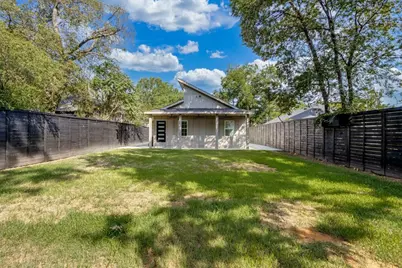 2726 Carpenter Avenue, Dallas, TX 75215 - Photo 17