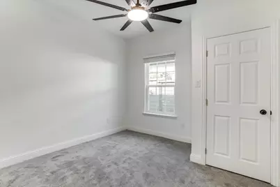 2726 Carpenter Avenue, Dallas, TX 75215 - Photo 15