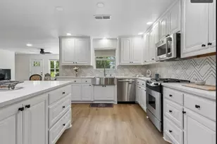 1212 W Murphy Rd, Colleyville, TX 76034 - Photo 11