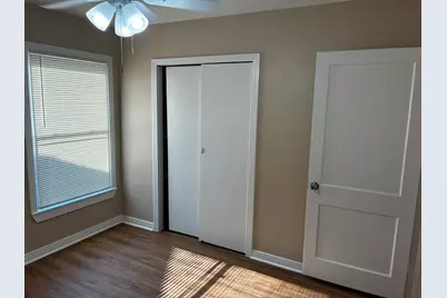 319 E Holley Street, Mesquite, TX 75149 - Photo 17