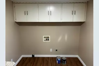 319 E Holley Street, Mesquite, TX 75149 - Photo 13
