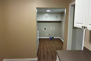 319 E Holley St, Mesquite, TX 75149 - Photo 11