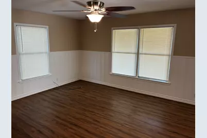 319 E Holley Street, Mesquite, TX 75149 - Photo 19