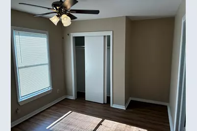 319 E Holley Street, Mesquite, TX 75149 - Photo 23