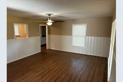 319 E Holley Street, Mesquite, TX 75149 - Photo 21