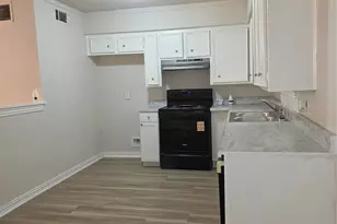 721 N Cummings Dr, Alvarado, TX 76009 - Photo 7