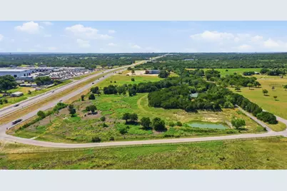 135 Indian Mountain Court, Granbury, TX 76048 - Photo 21