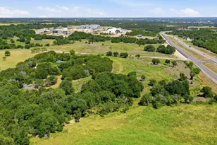 135 Indian Mountain Ct, Granbury, TX 76048 - Photo 31