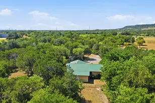 135 Indian Mountain Ct, Granbury, TX 76048 - Photo 19