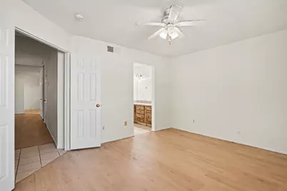 2700 Meadow Park Drive, Bedford, TX 76021 - Photo 21