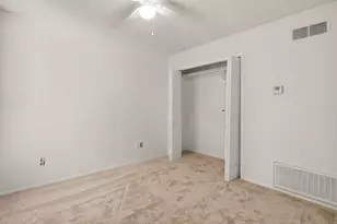 2700 Meadow Park Dr, Bedford, TX 76021 - Photo 27