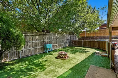 2700 Meadow Park Drive, Bedford, TX 76021 - Photo 31