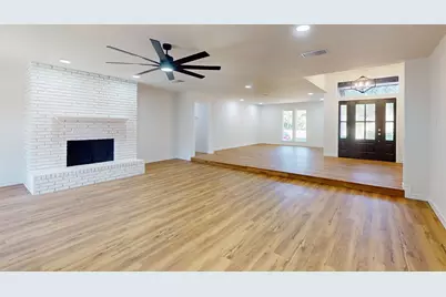 6851 Shorecrest Court, Fort Worth, TX 76132 - Photo 11